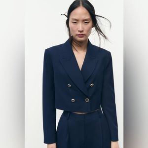 NEW ZARA DOUBLE BREASTED CROP BLAZER IN NAVY SIZE XS